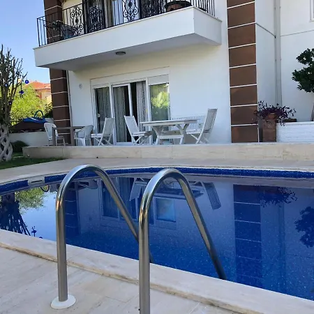 A Cozy Flat 200 M To The Beach With A Mountain View *