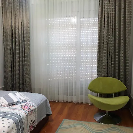 شقة A Cozy Flat 200 M To The Beach With A Mountain View