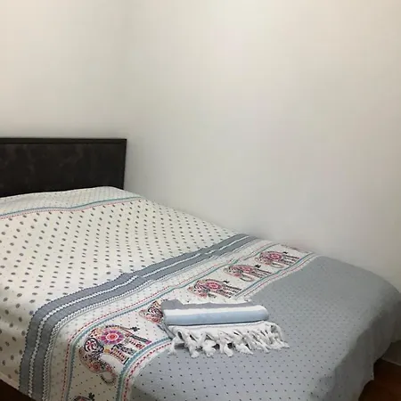 A Cozy Flat 200 M To The Beach With A Mountain View كمر